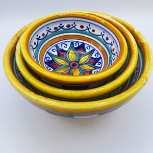 Duruta small nesting bowls hand painted Italy set of 3